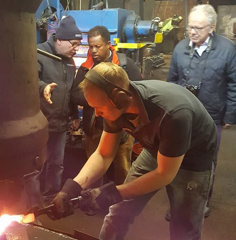 20170314_krumpholz_eritrea_werkzeug_spende_02